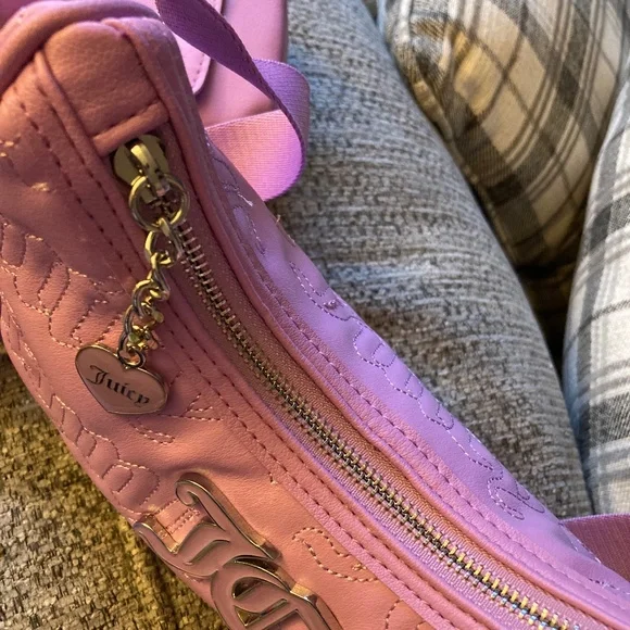 Juicy Couture Quilted Violet Tulle Handbag Crossbody Includes Change Purse - Picture 14 of 16